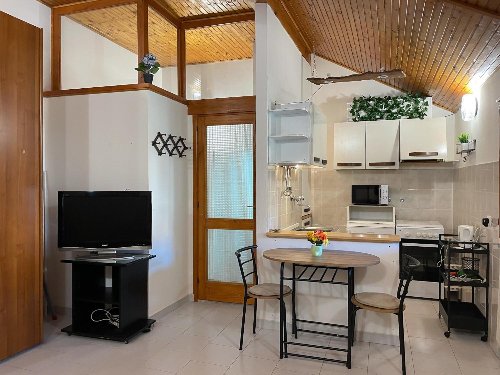 La Corte Dei Torri Loft On The Lake Oliveto Lario Exterior photo